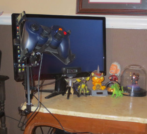 Short explains her setup for console gaming to start gaming with your chin and how you can start gaming with your chin! Seen is her setup including stand, switch, and controller